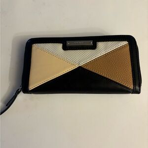 Nine West clutch multi color triangles numerous slots for cards NWT